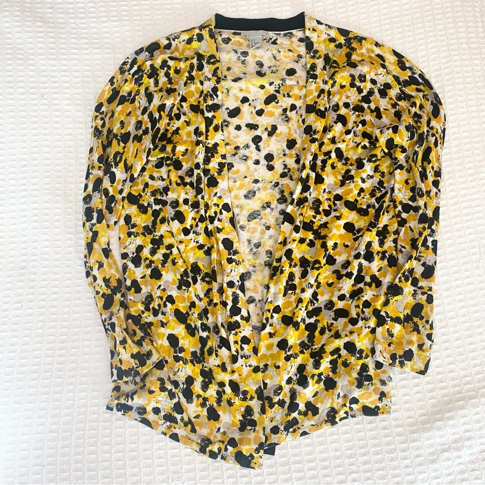 H&M yellow and black abstract print open cardigan size Medium